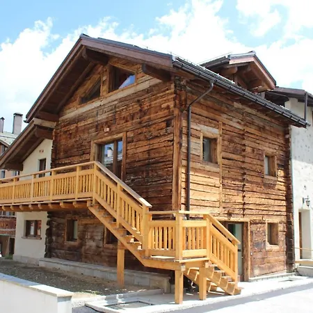 Apartament La Pezina 2 *